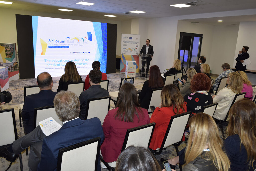 Galleria Conclusioni della sessione Pilastro IV Turismo Sostenibile all'8° Forum EUSAIR a Sarajevo - Diapositiva 2 di 5