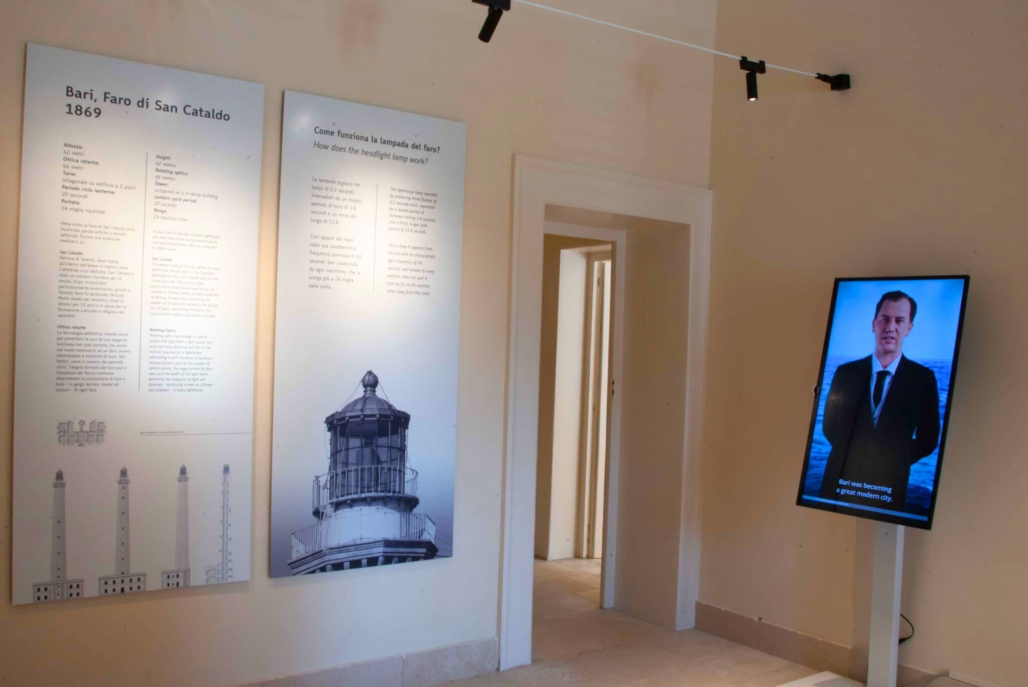 Galleria SABATO APRE AL PUBBLICO IL FARO-MUSEO DI SAN CATALDO DEDICATO ALLA RADIO E MARCONI - Diapositiva 1 di 4
