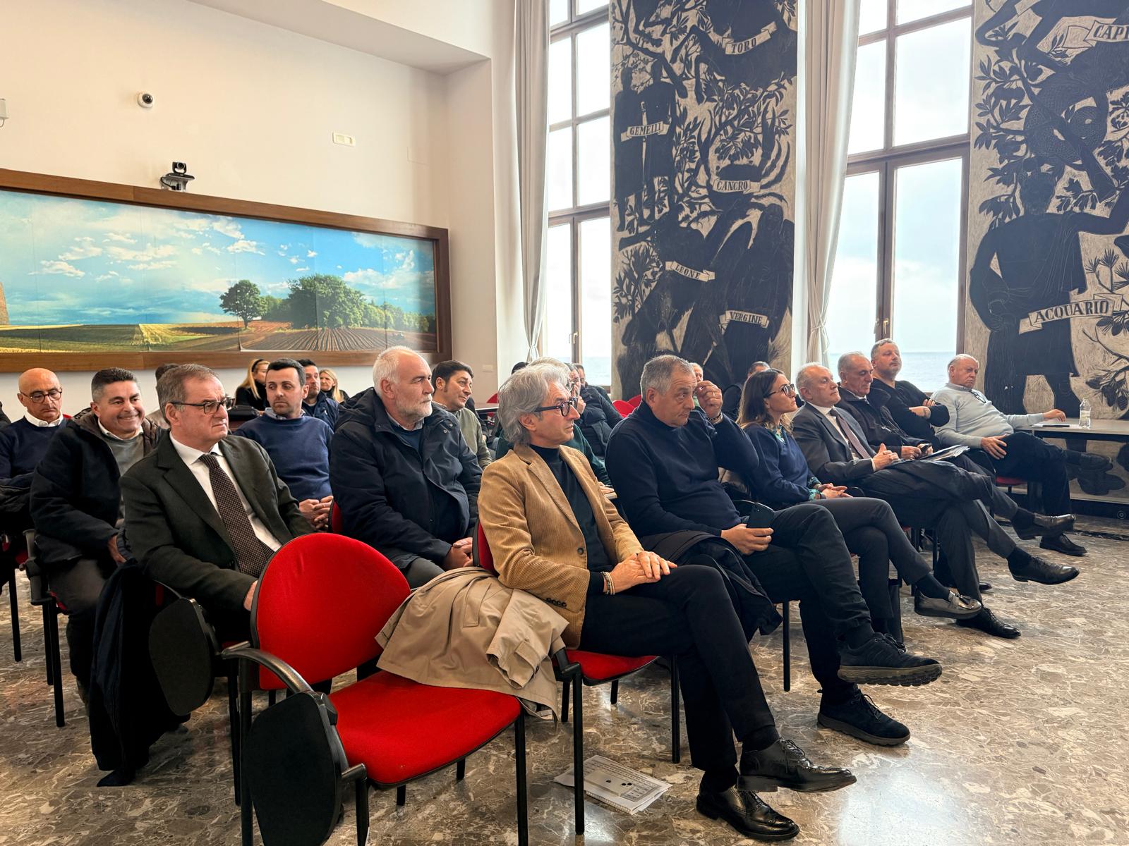 Galleria Lattiero-caseario, convocato il Tavolo regionale. Assessore Paolicelli: “Sarà il luogo di confronto con gli operatori del mondo agricolo per definire le azioni a sostegno di una filiera strategica per la Puglia” - Diapositiva 3 di 4