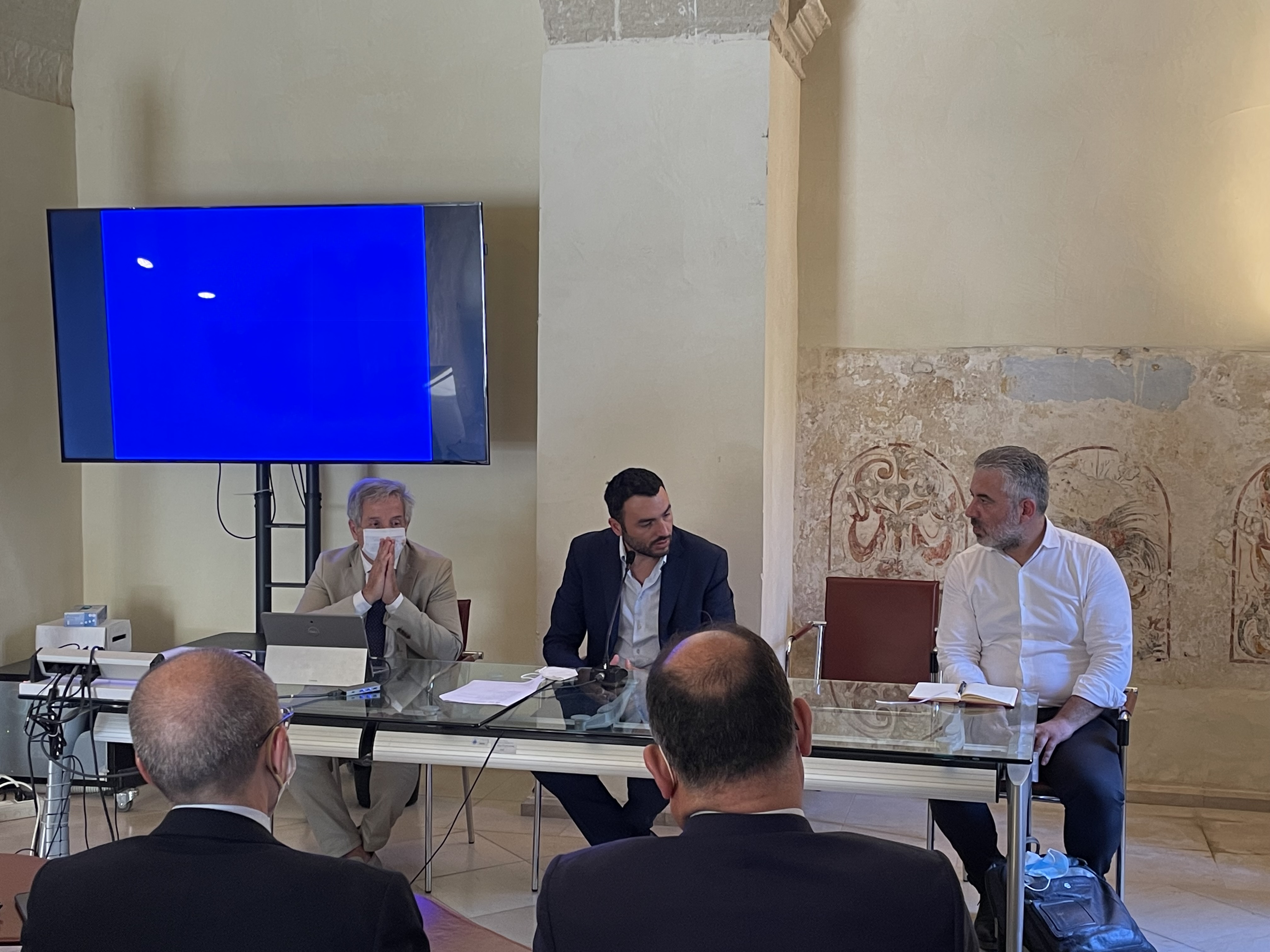 Galleria Incontri bilaterali Puglia - Albania: la cultura dell’innovazione per la crescita dei territori transfrontalieri - Diapositiva 9 di 11